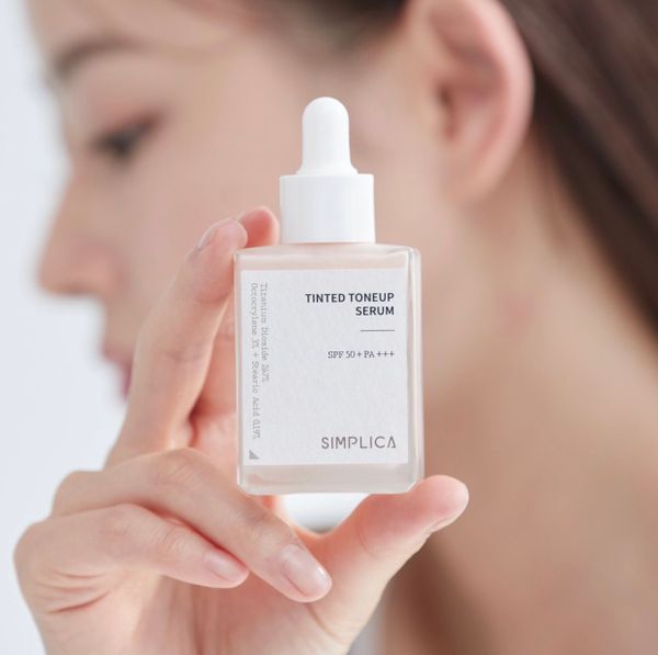  TINTED SERUM KEM CHỐNG NẮNG BẬT TÔNG SIMPLICA 