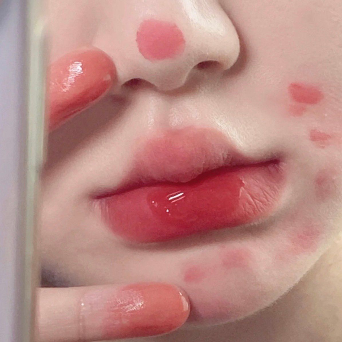  Gear Lip Glaze son kem lì nắp hình con gấu cute thương hiệu Gege Bear 