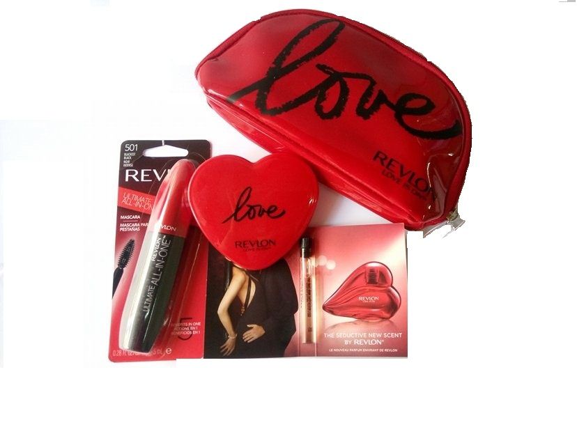  Bộ quà tặng Revlon Love Is On 