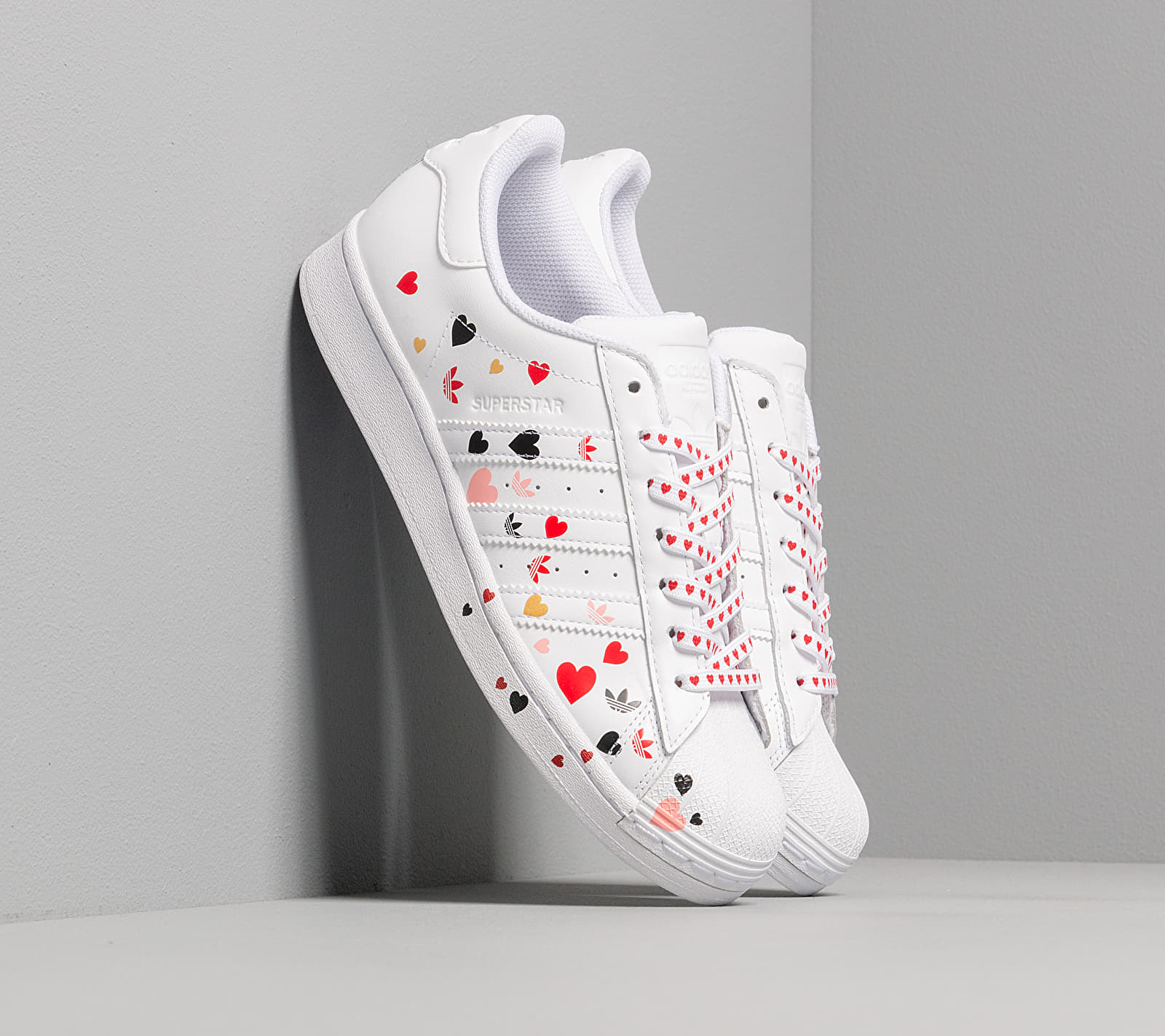 fv3289 adidas