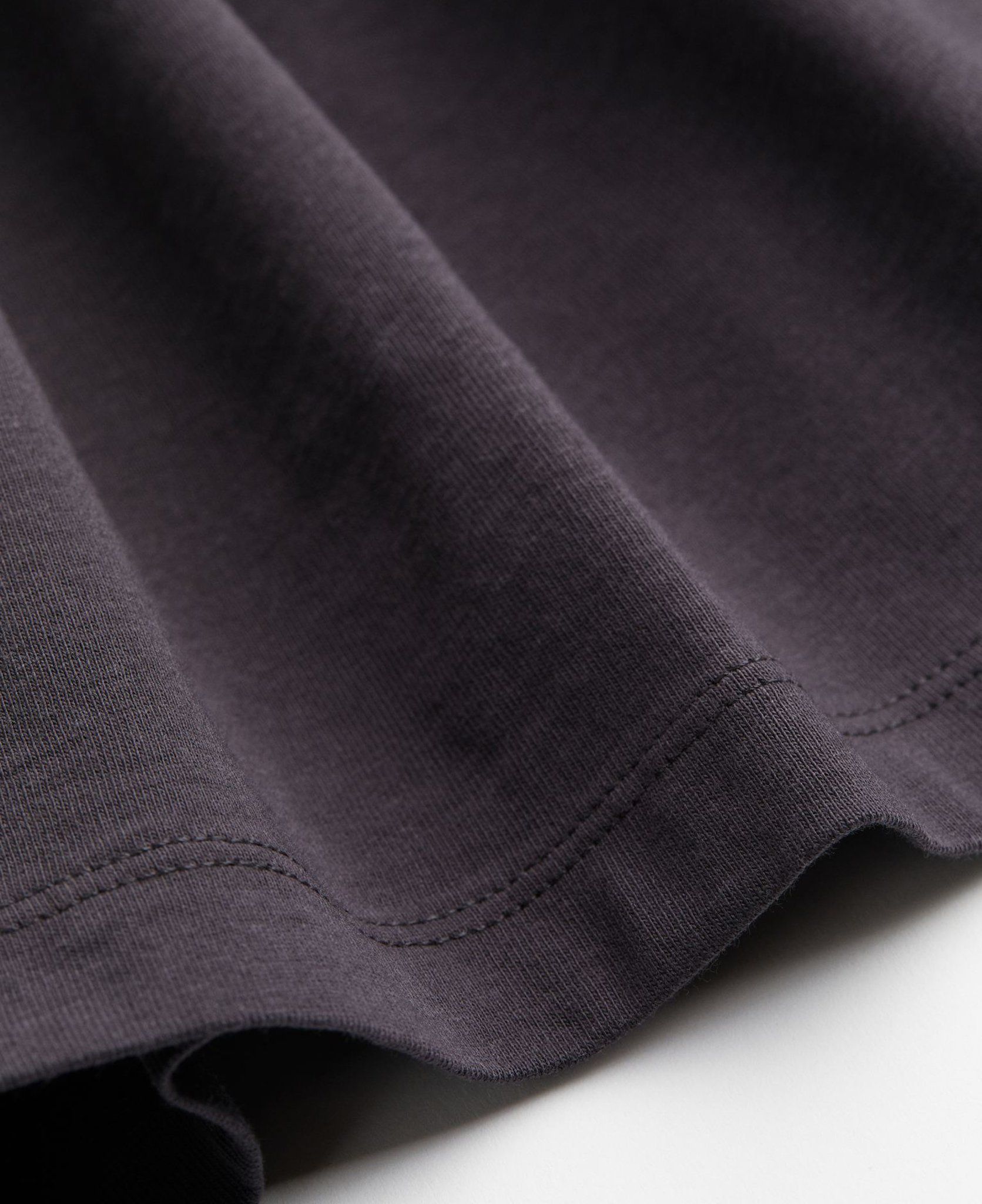  12.12.23 - VTG T-SHIRT - H&M DIVIDED 