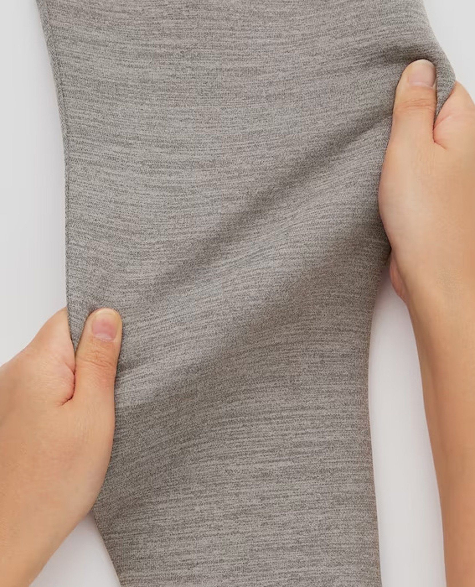  08.14.23 - VTG ULTRA STRETCH DRY SWEATSHIRT - UNIQLO 