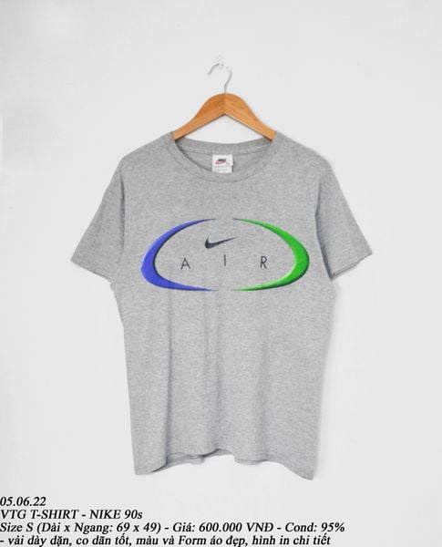  05.06.22 - VTG T-SHIRT - NIKE 90s 