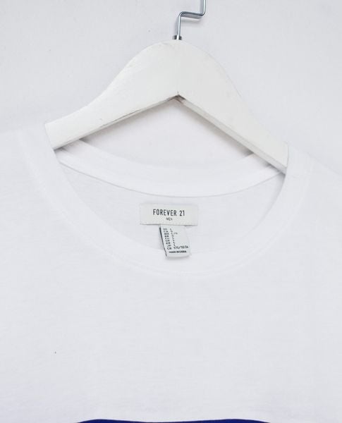  VTG T-Shirt - FOREVER 21 