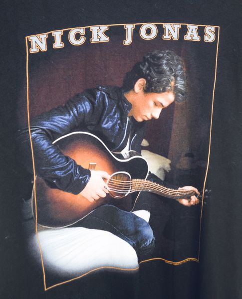  07.27.21 - VTG T-SHIRT - NICK JONAS 2010 