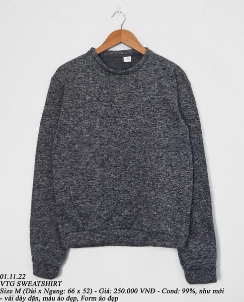  01.11.22 - VTG SWEATSHIRT 