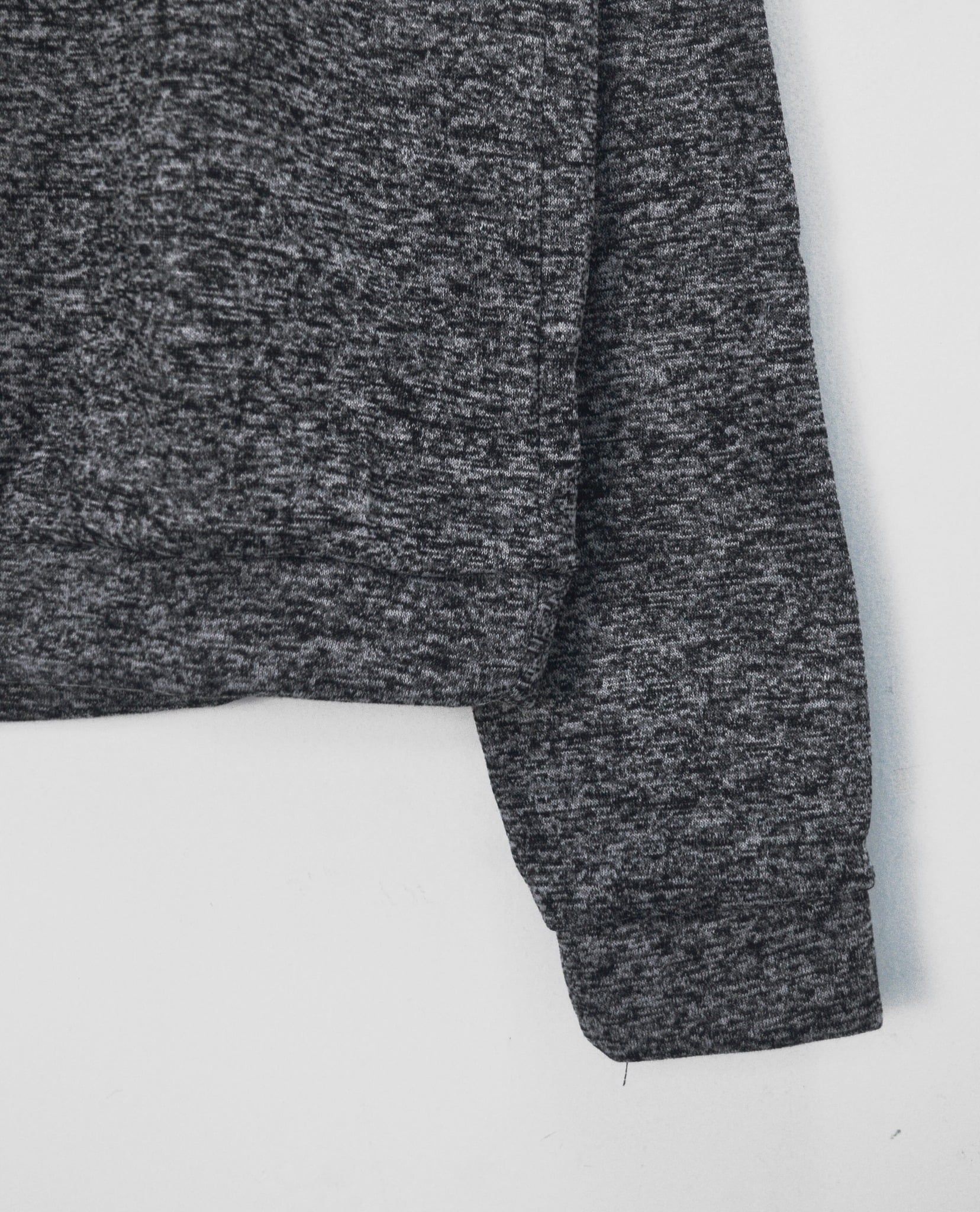  01.11.22 - VTG SWEATSHIRT 