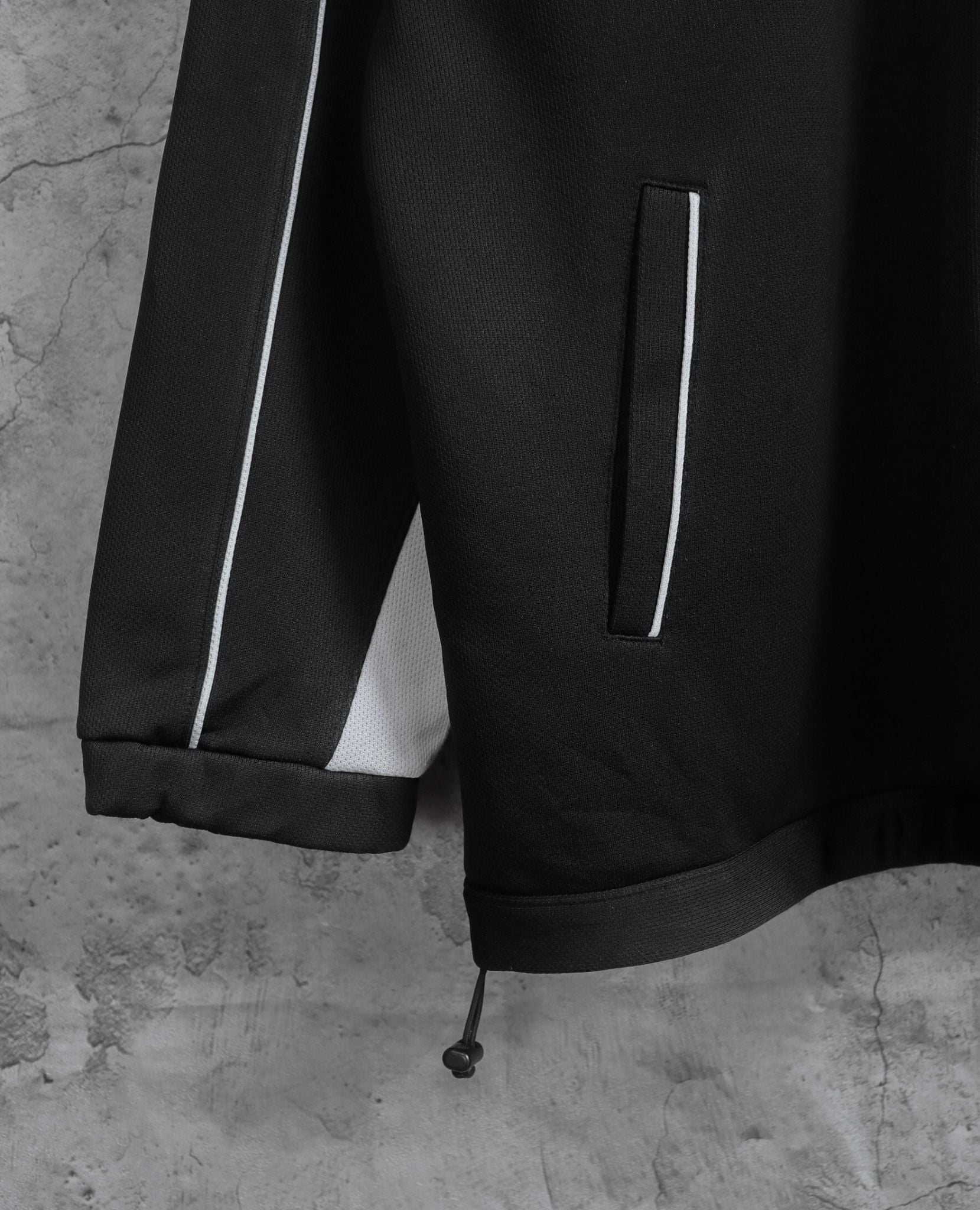  11.03.23 - VTG TRACK JACKET - CHAMPION 