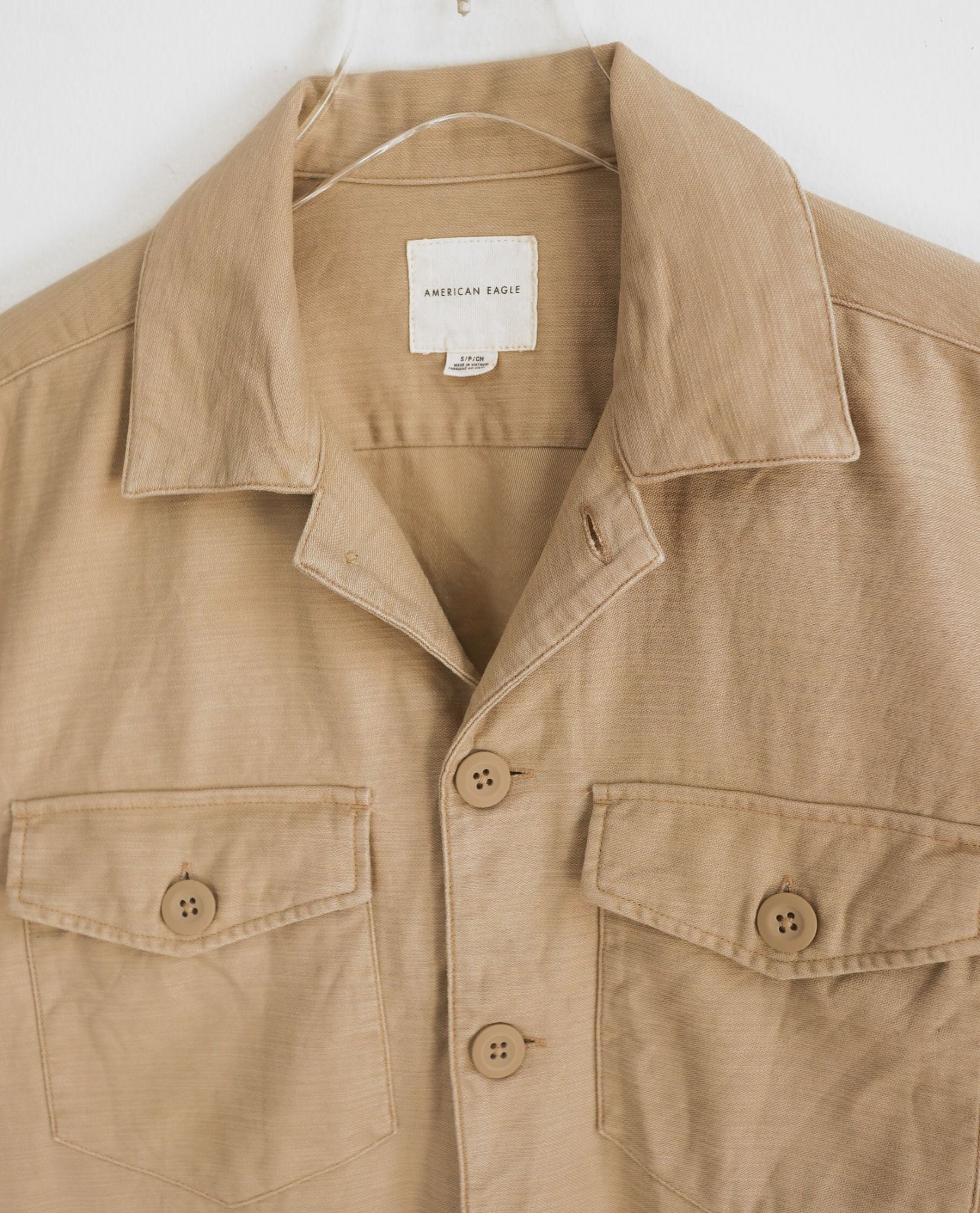  06.29.23 - VTG BUTTON UP SHIRT - AMEICAN EAGLE 