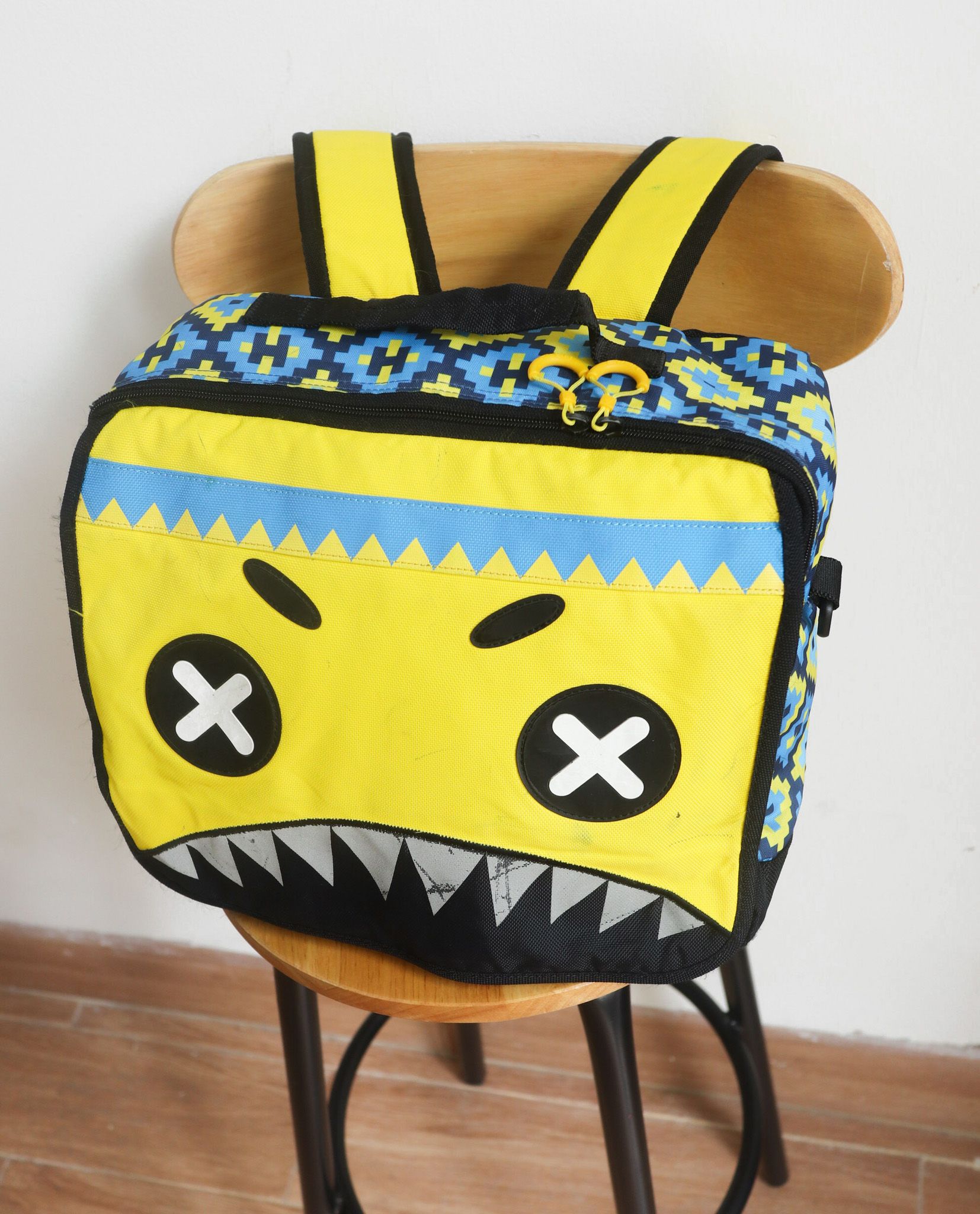  06.06.23 - VTG BAG - HEAD 