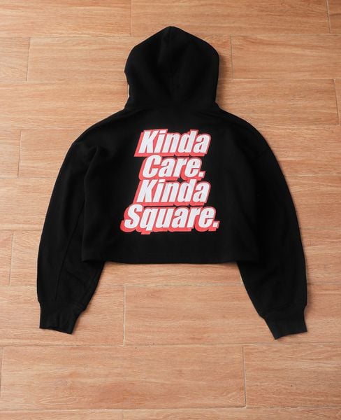  08.18.24 - VTG CROPPED PULLOVER HOODIE - GU by UNIQLO X SPONGEBOB 2020 