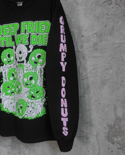  10.05.23 - VTG LONGSLEEVE SHIRT - DEEP FRIED TIL WE DIE 