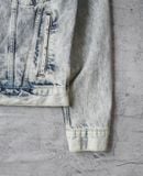  10.29.23 - VTG CROPPED DENIM JACKET - GAP 