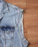  09.22.24 - VTG DENIM VEST JACKET - GUESS LA 