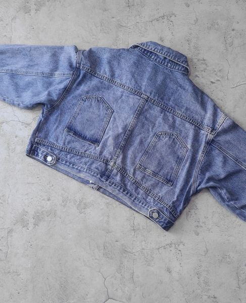  02.18.24 - VTG CROPPED DENIM JACKET - GRL 