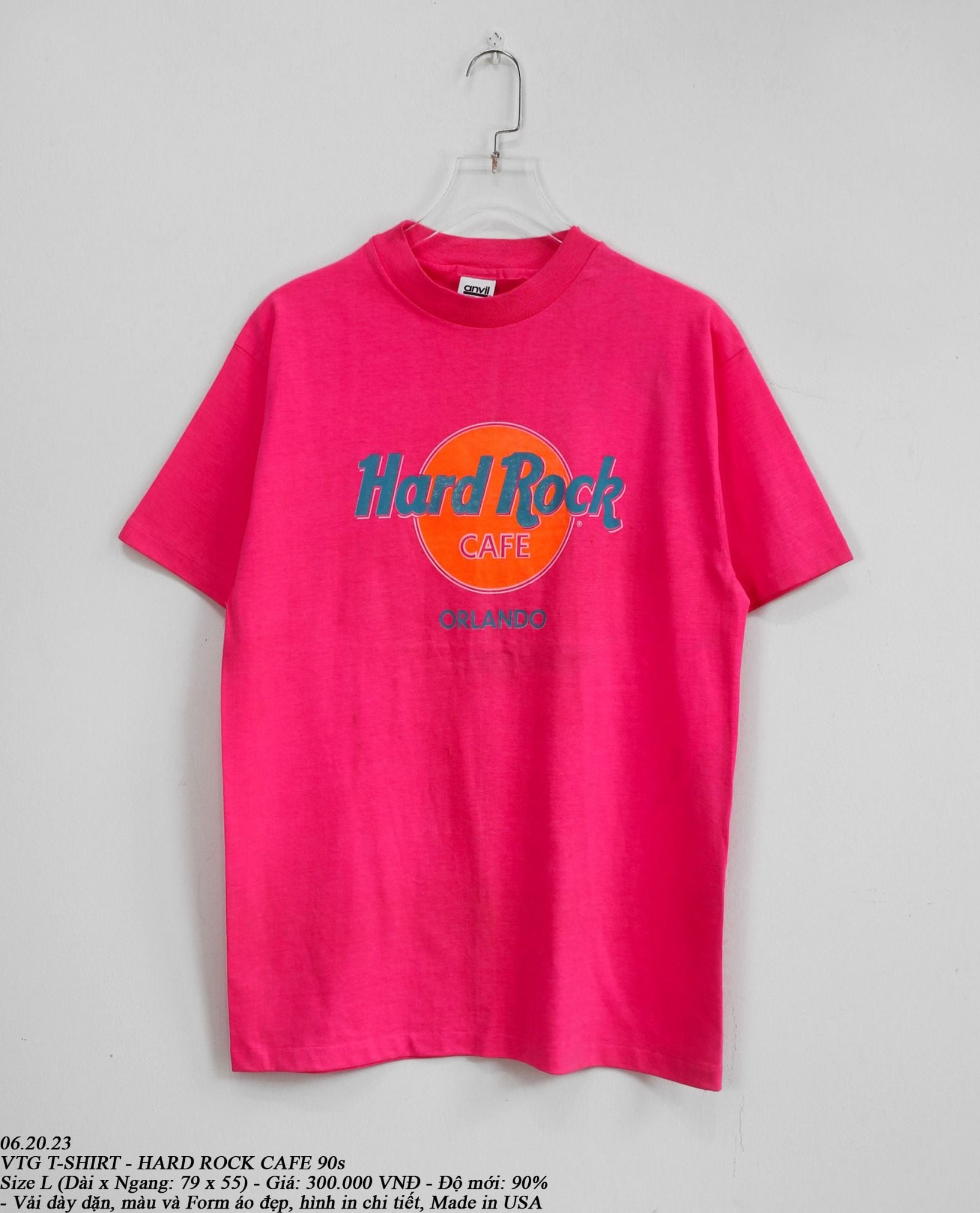  06.20.23 - VTG T-SHIRT - HARD ROCK CAFE 90s 