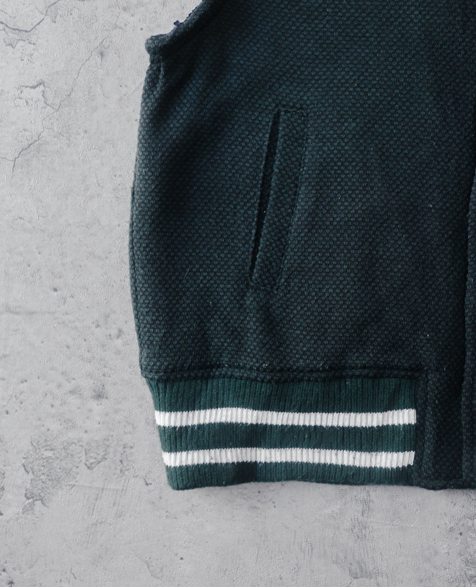  02.17.24 - VTG CROPPED SLEEVELESS VARSITY VEST JACKET - LDS 