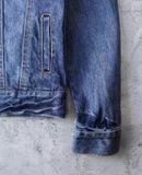  02.15.24 - VTG CROPPED DENIM JACKET - URBAN NOW 