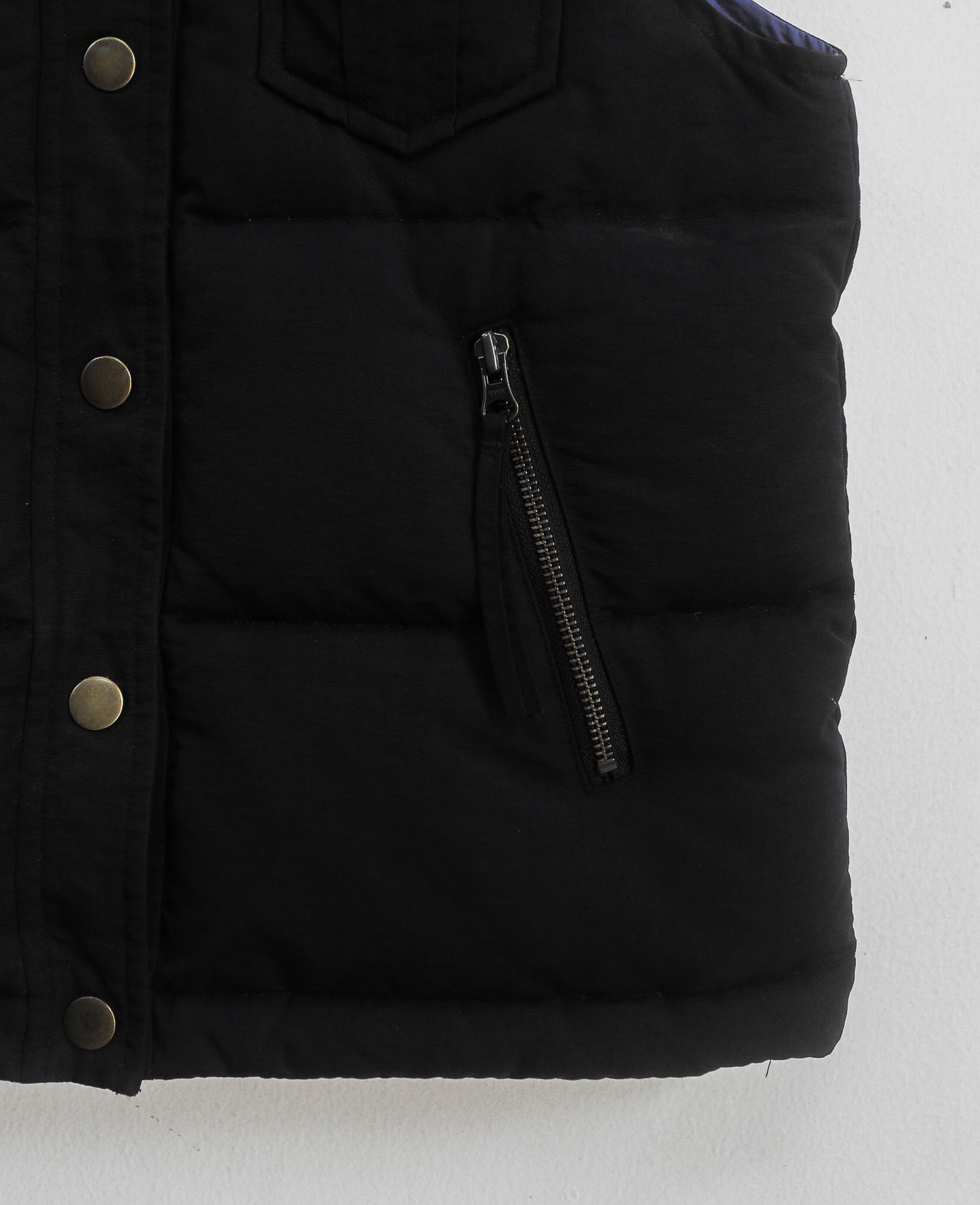  09.29.24 - VTG CROPPED PUFFER VEST JACKET - UNIQLO 