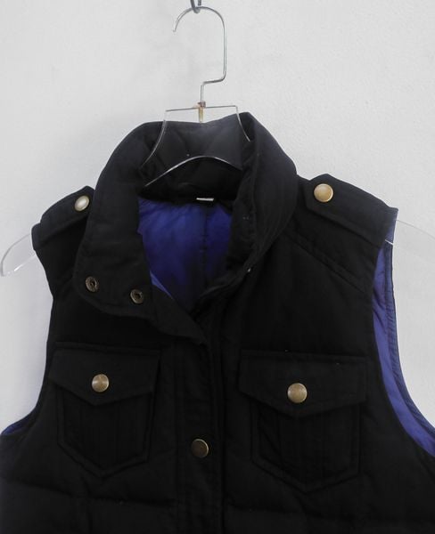 09.29.24 - VTG CROPPED PUFFER VEST JACKET - UNIQLO 