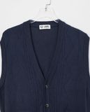  10.13.22 - VTG KNIT VEST - GRAND MONARCH 