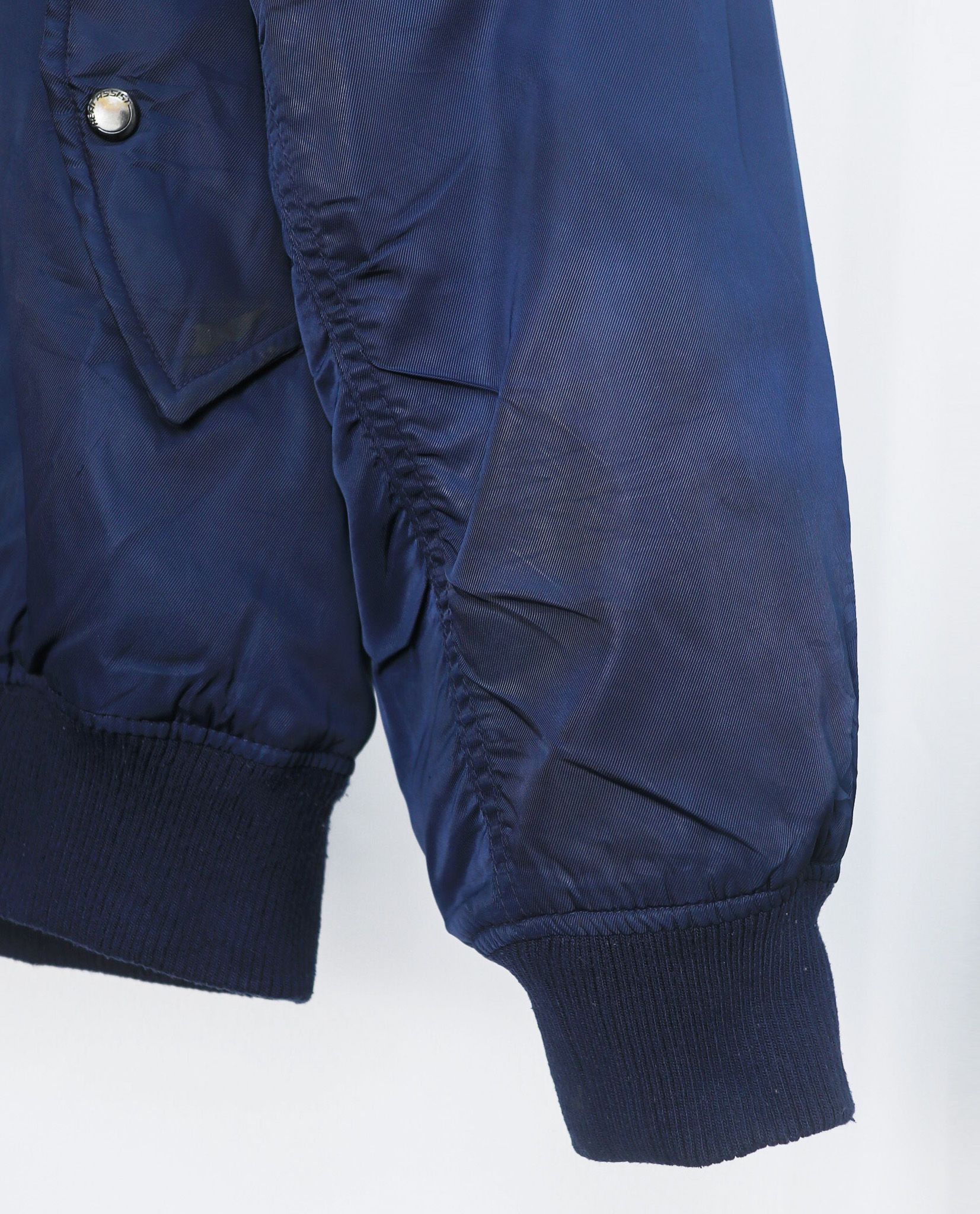  05.18.23 - VTG BOMBER JACKET - HEAT ASSIST 