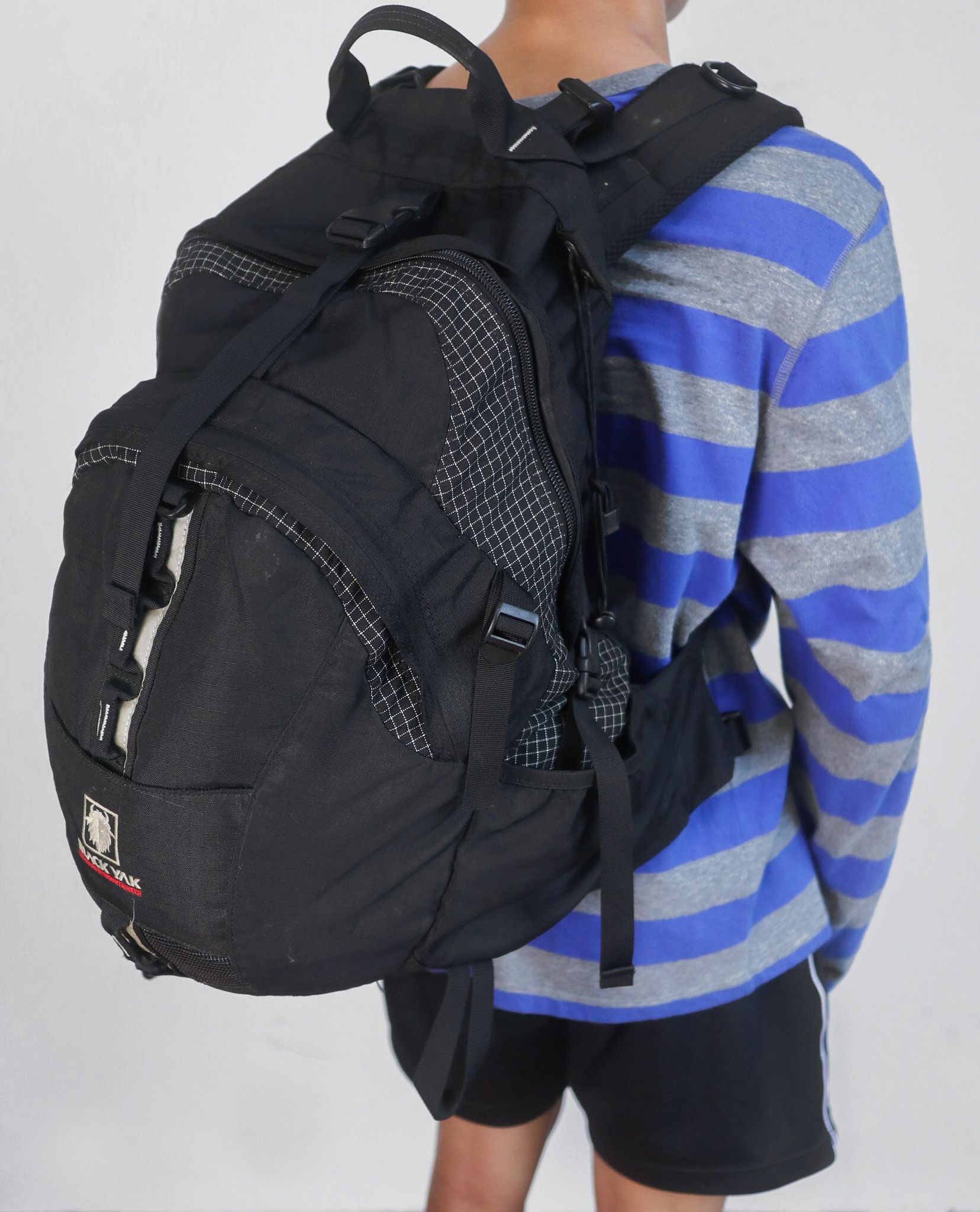  06.24.23 - VTG BAG - BLACK YAK 