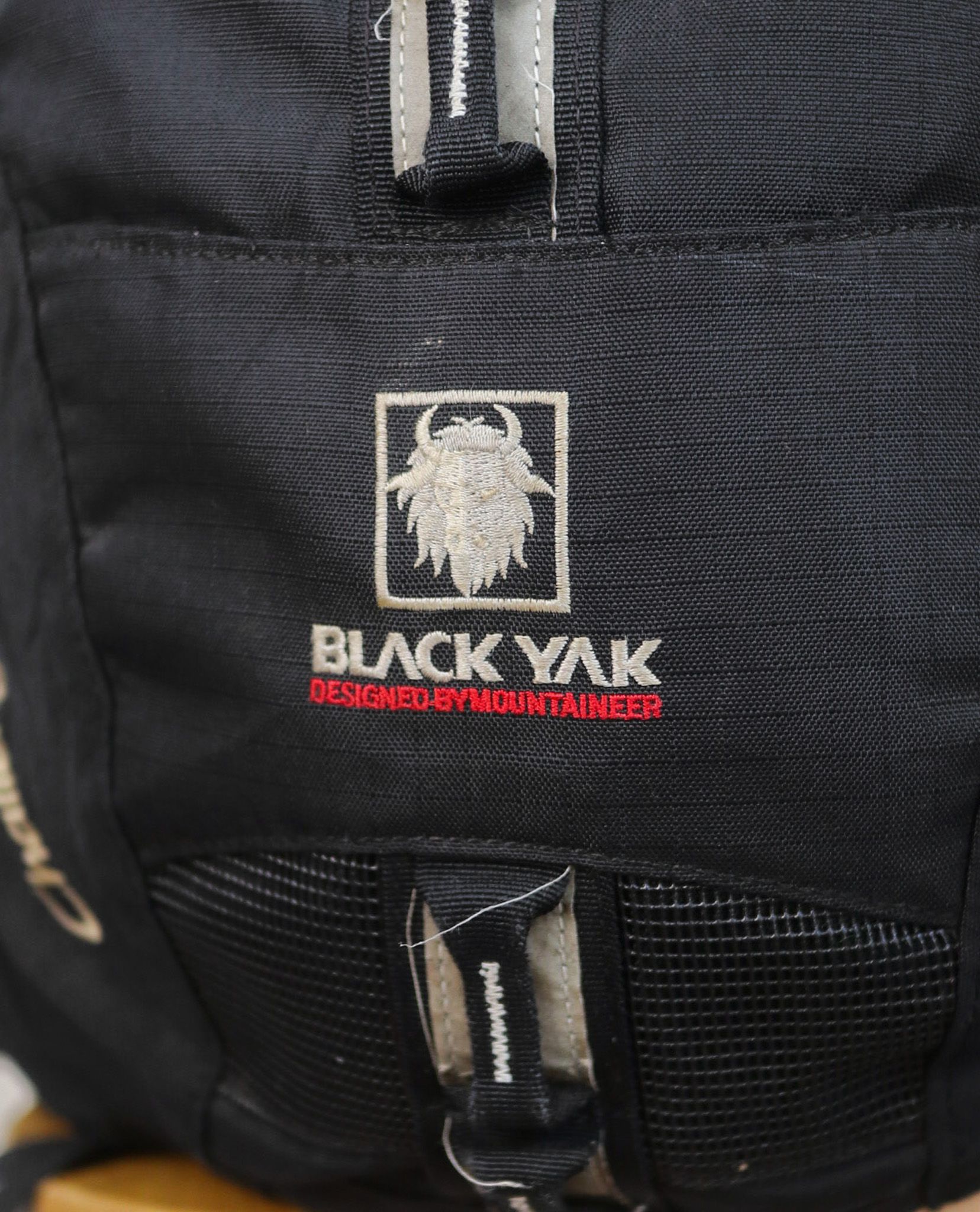  06.24.23 - VTG BAG - BLACK YAK 