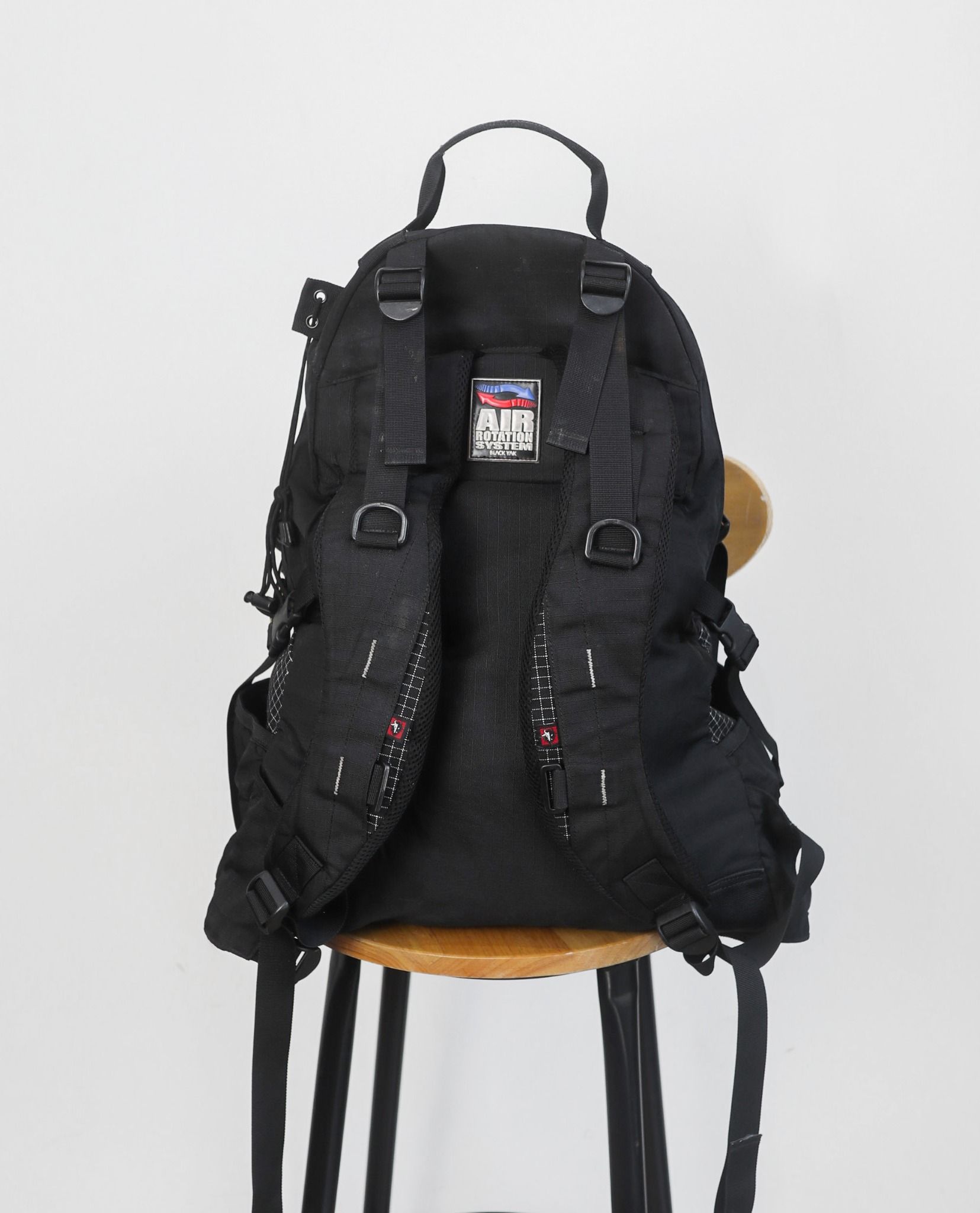  06.24.23 - VTG BAG - BLACK YAK 