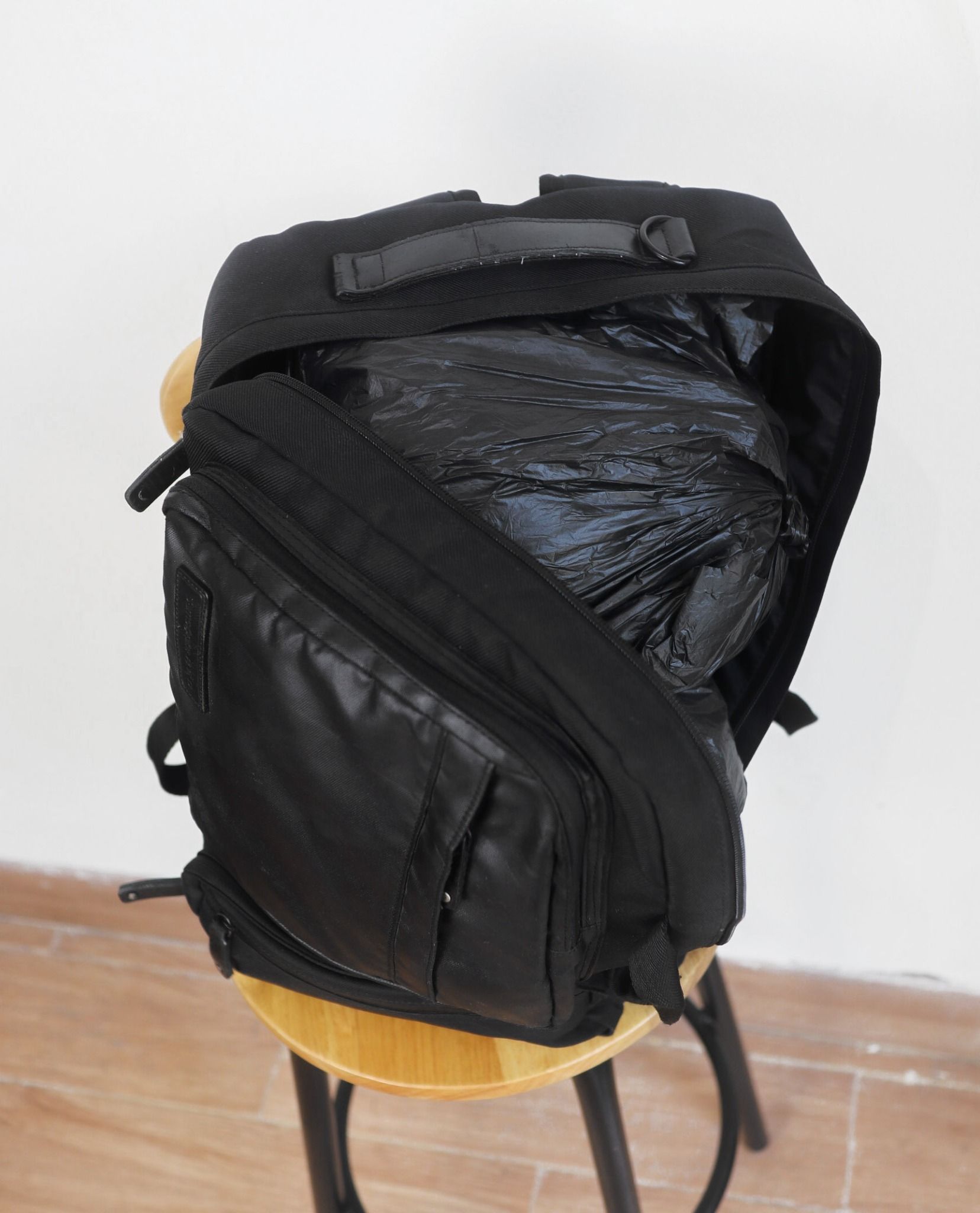  06.24.23 - VTG BAG - SAMSONITE 