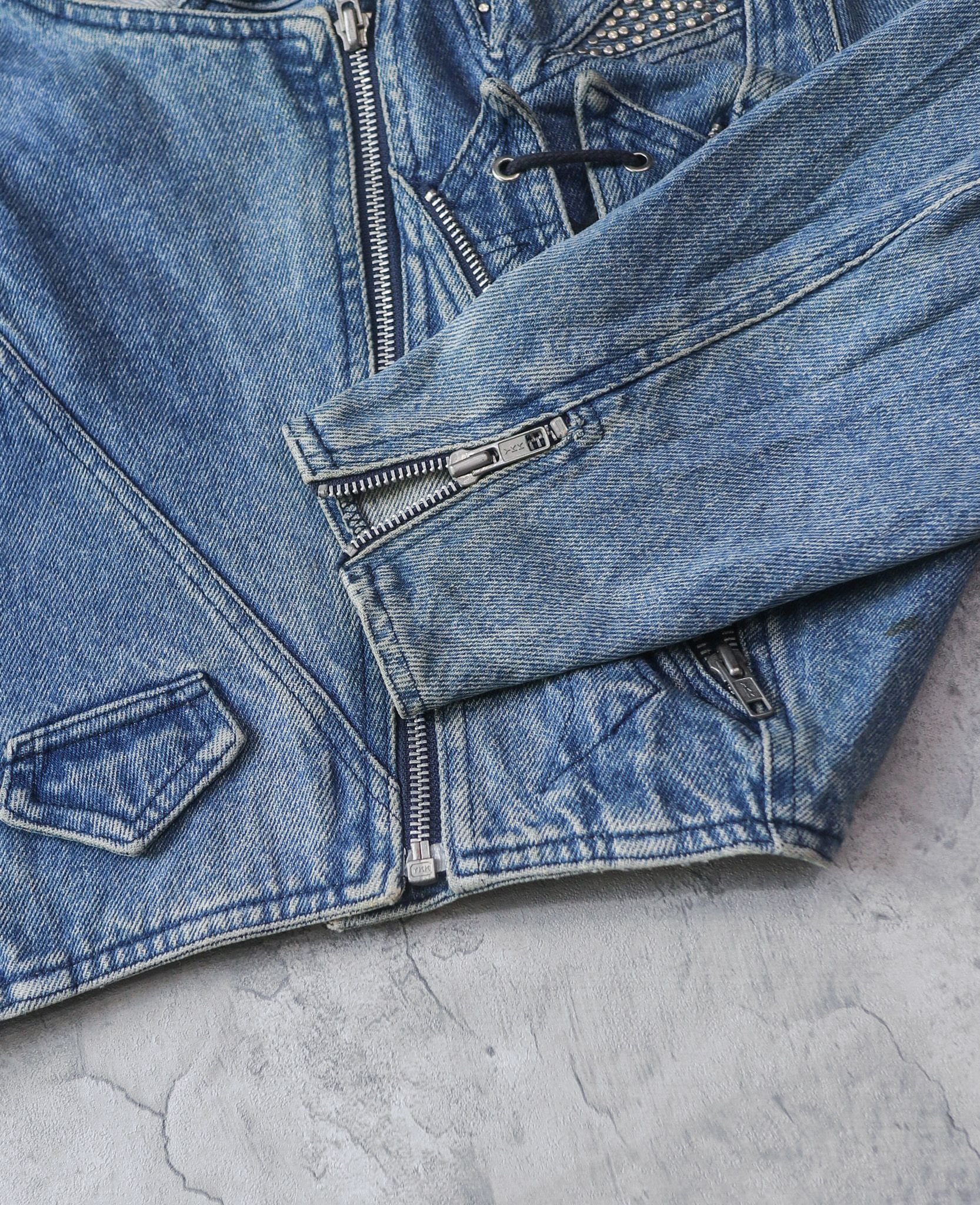  03.31.24 - VTG CROPPED DENIM BIKER JACKET - TRAMWAY DENIM 80s 