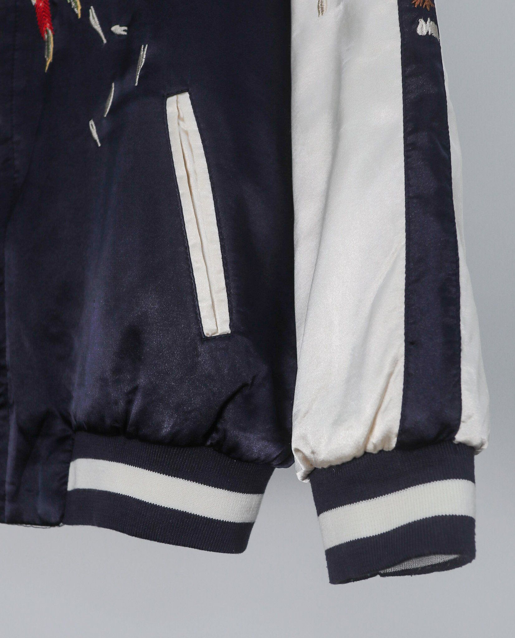  05.18.23 - VTG REVERSIBLE SUKAJAN JACKET - CHINSTUDIO 