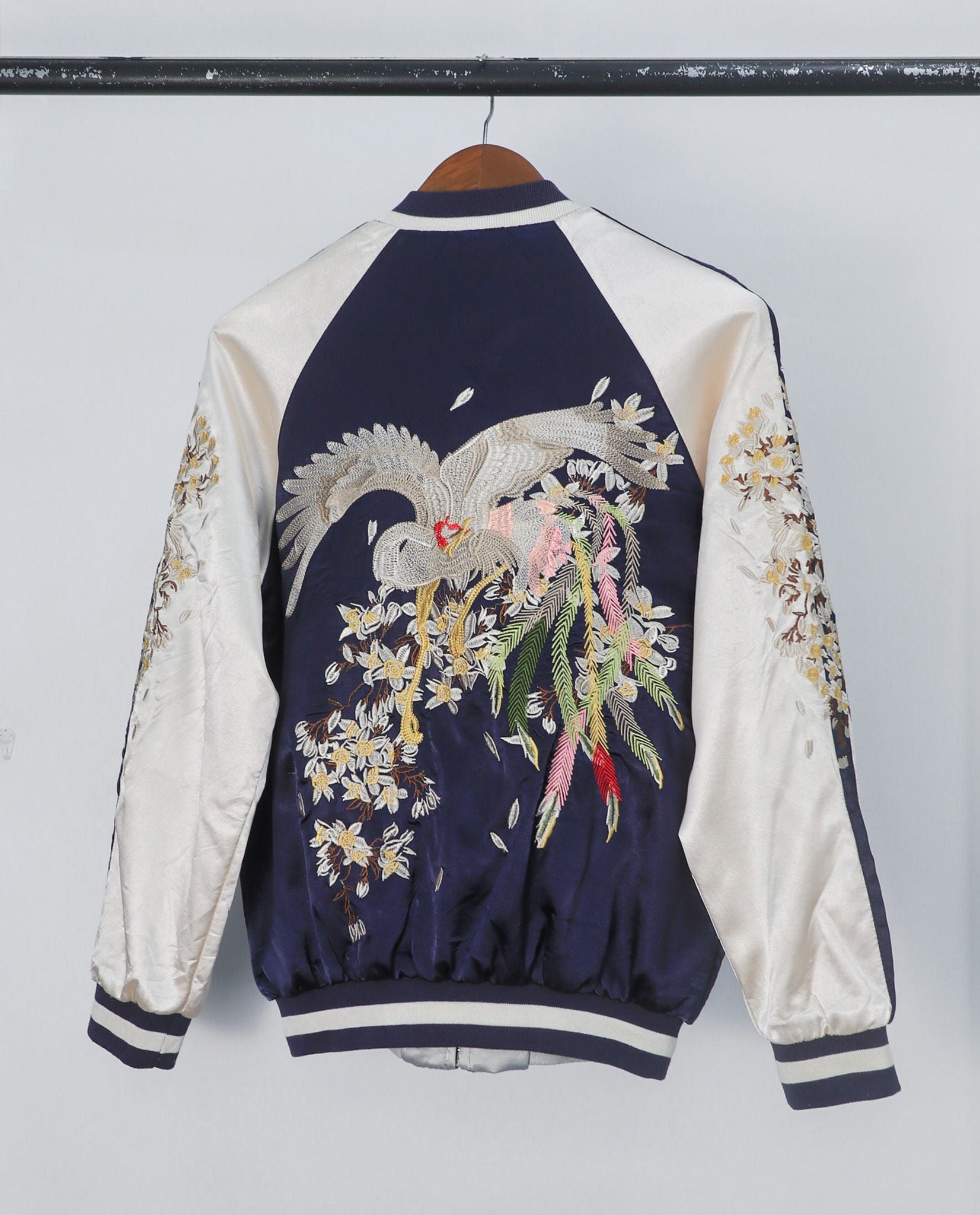  05.18.23 - VTG REVERSIBLE SUKAJAN JACKET - CHINSTUDIO 