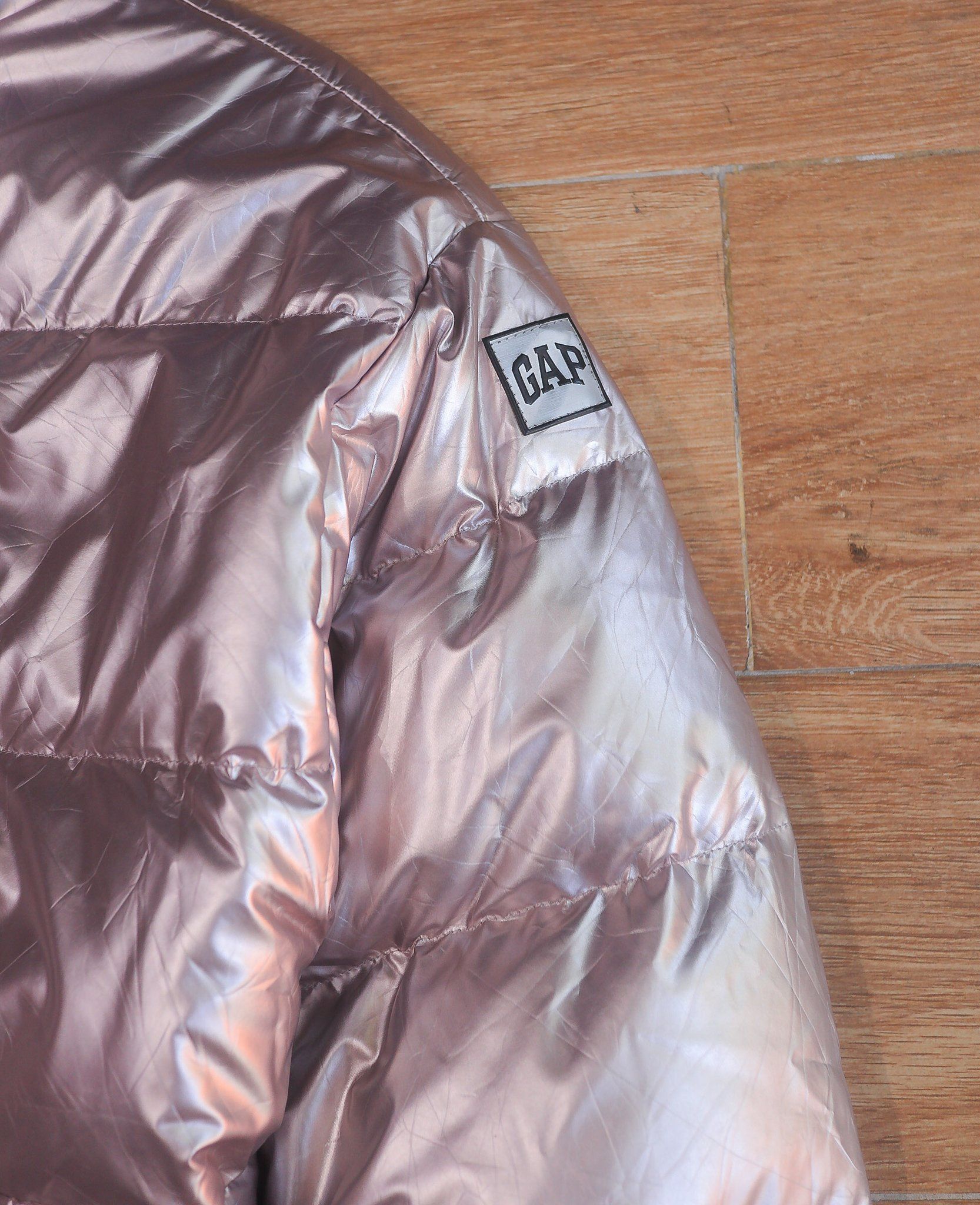  10.20.24 - VTG METALLIC PUFFER JACKET - GAP 