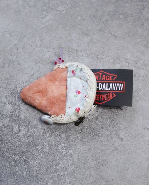  07.04.23 - VTG MINI WALLET BAG 