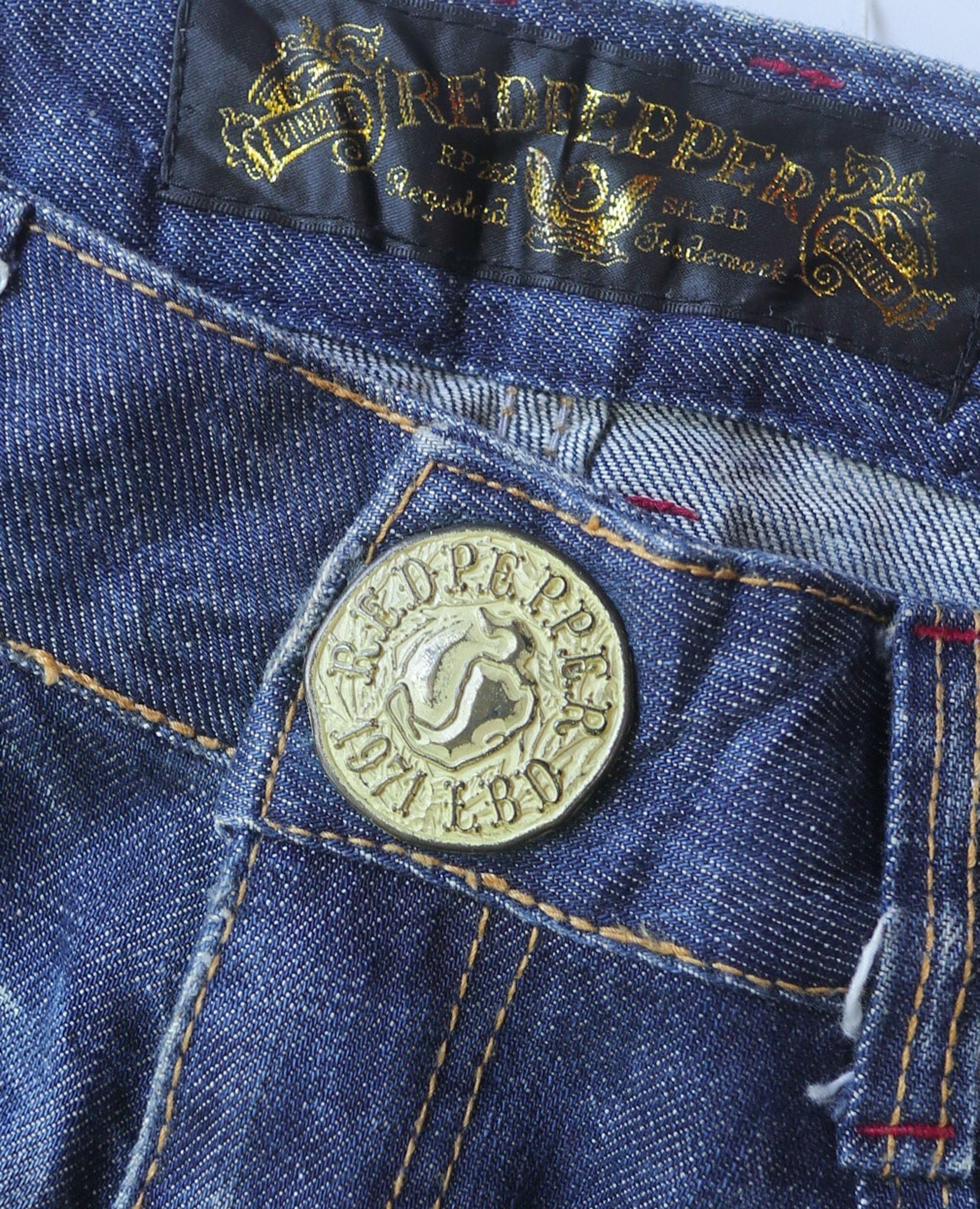  07.14.23 - VTG FLARED DENIM PANTS - RED PEPPER 