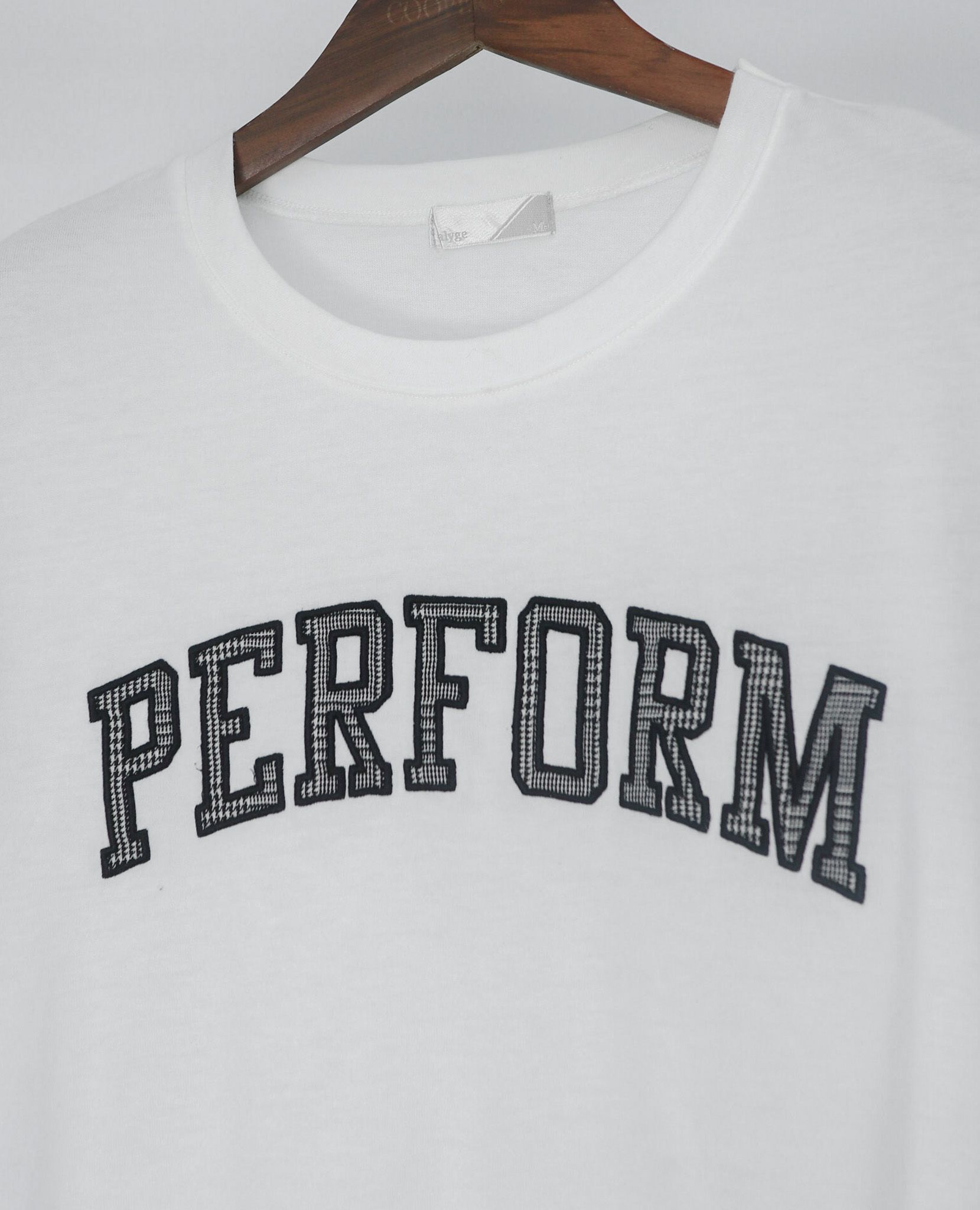  07.25.23 - VTG CROPPED LONGSLEEVE SHIRT - GALYGE 