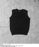  11.09.23 - VTG KNIT VEST - CRESCENT 