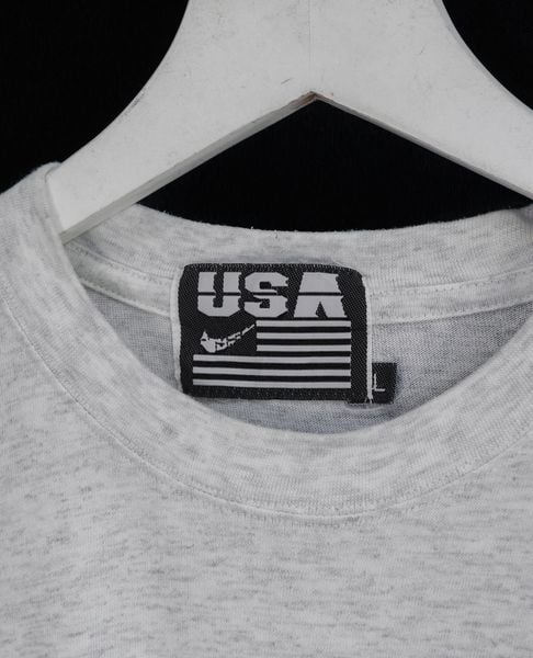  07.21.23 - VTG T-SHIRT - NIKE BOOTLEG 90s 