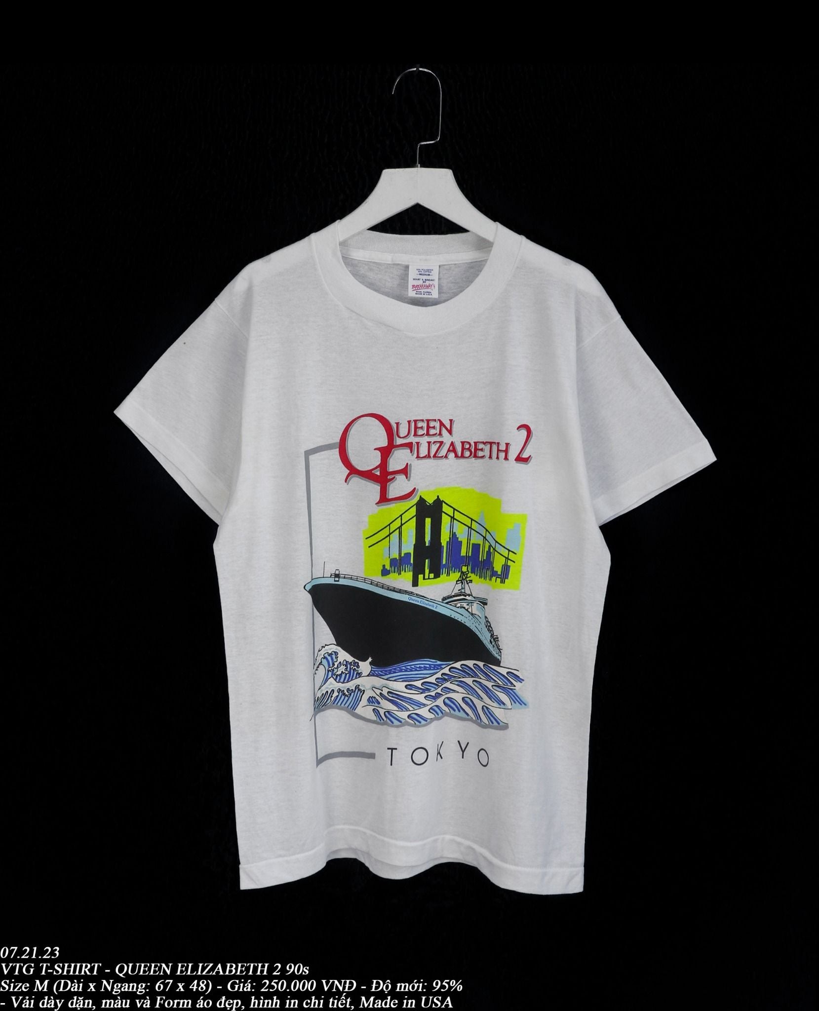  07.21.23 - VTG T-SHIRT - QUEEN ELIZABETH 2 90s 