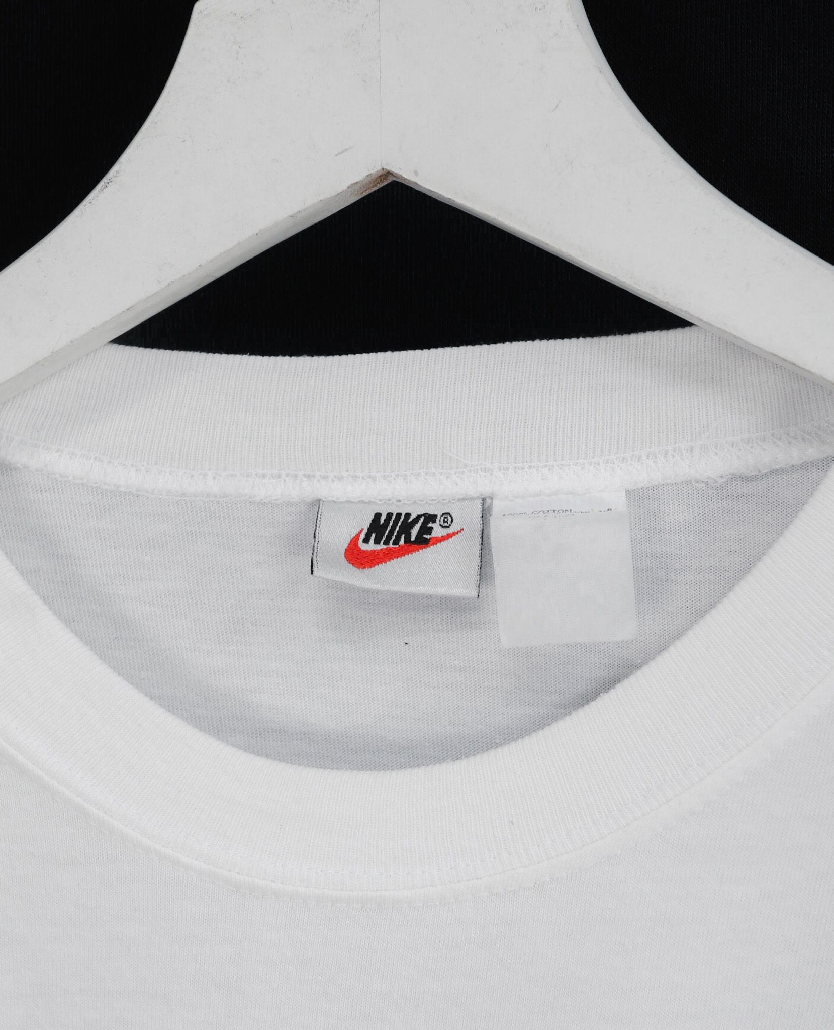  07.21.23 - VTG T-SHIRT - NIKE BOOTLEG 90s 