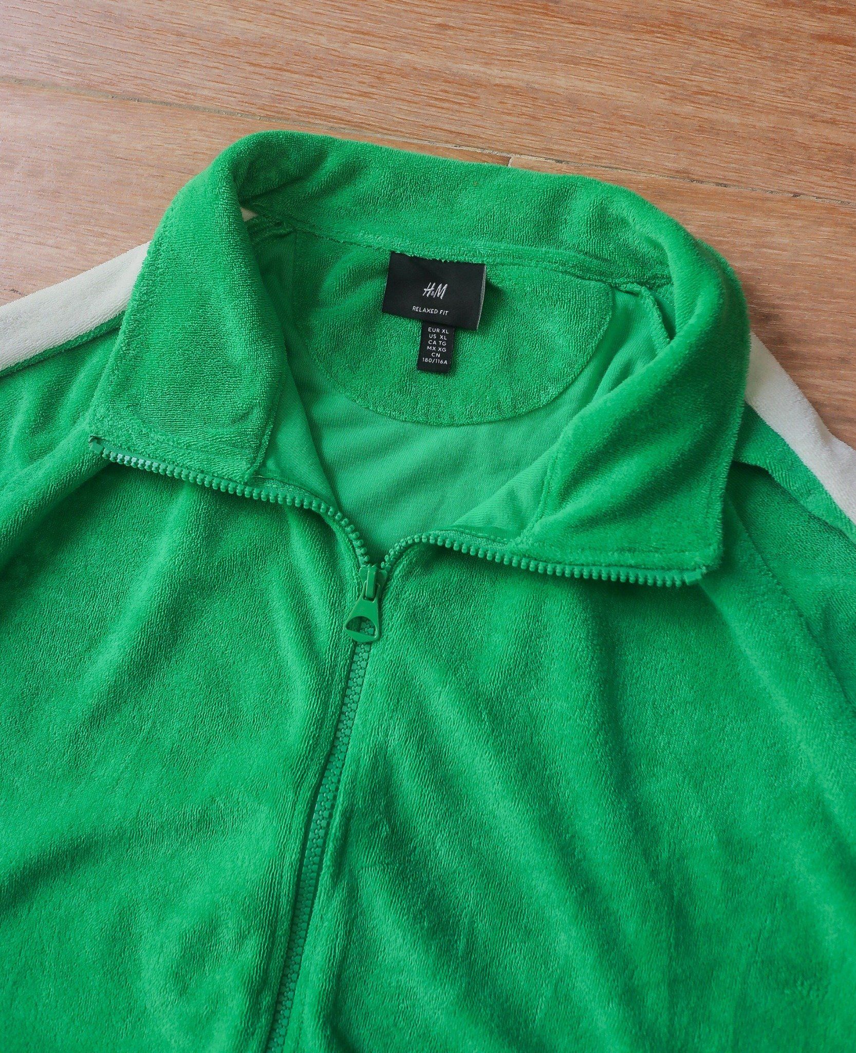  05.12.24 - VTG RELAXED FIT TERRY SPORT TRACK JACKET - H&M DIVIDED 