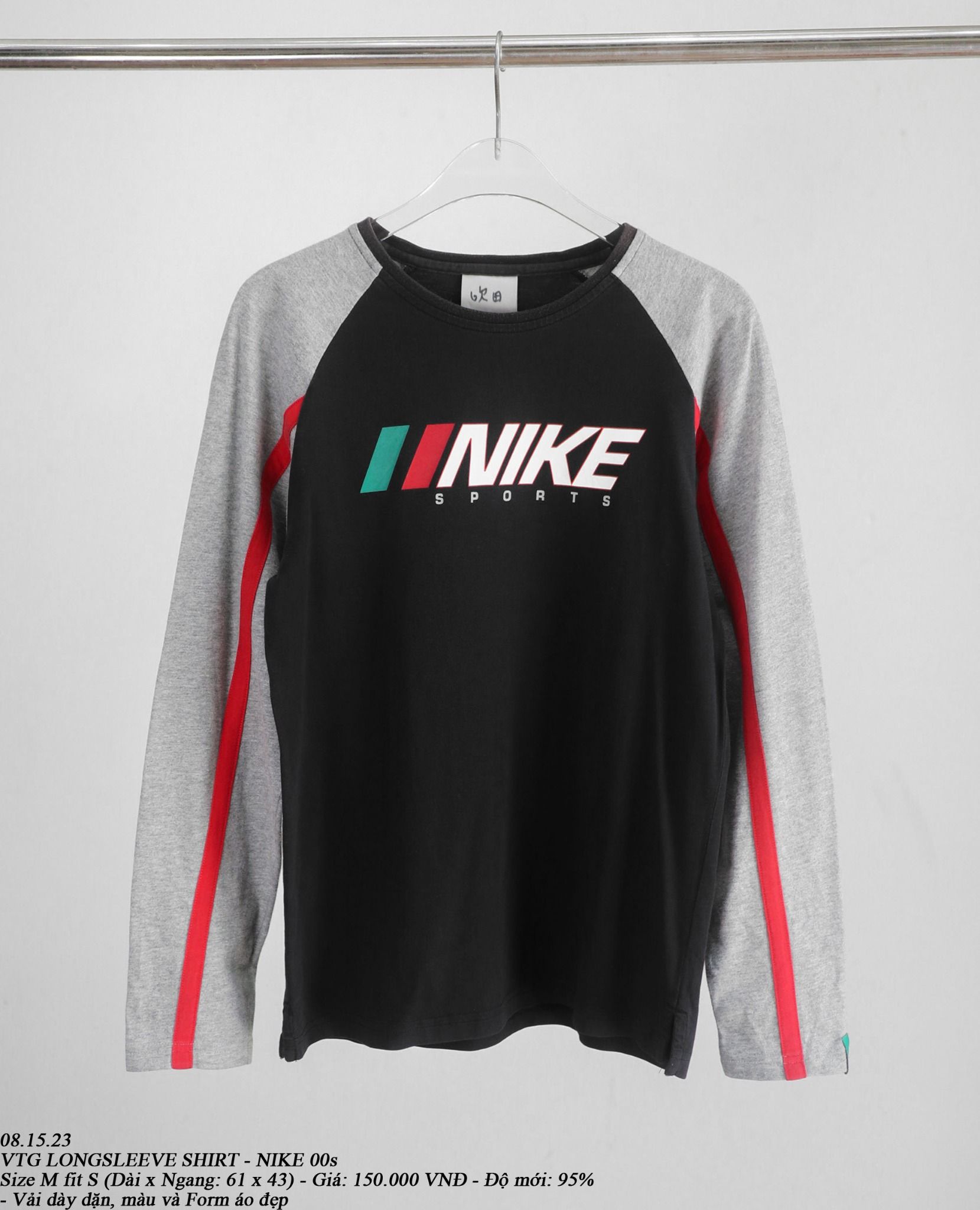 08.15.23 - VTG LONGSLEEVE SHIRT - NIKE 00s 
