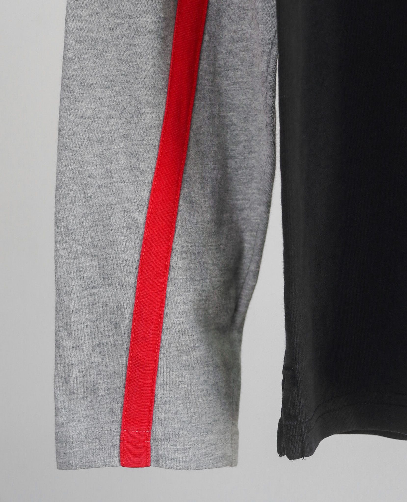  08.15.23 - VTG LONGSLEEVE SHIRT - NIKE 00s 