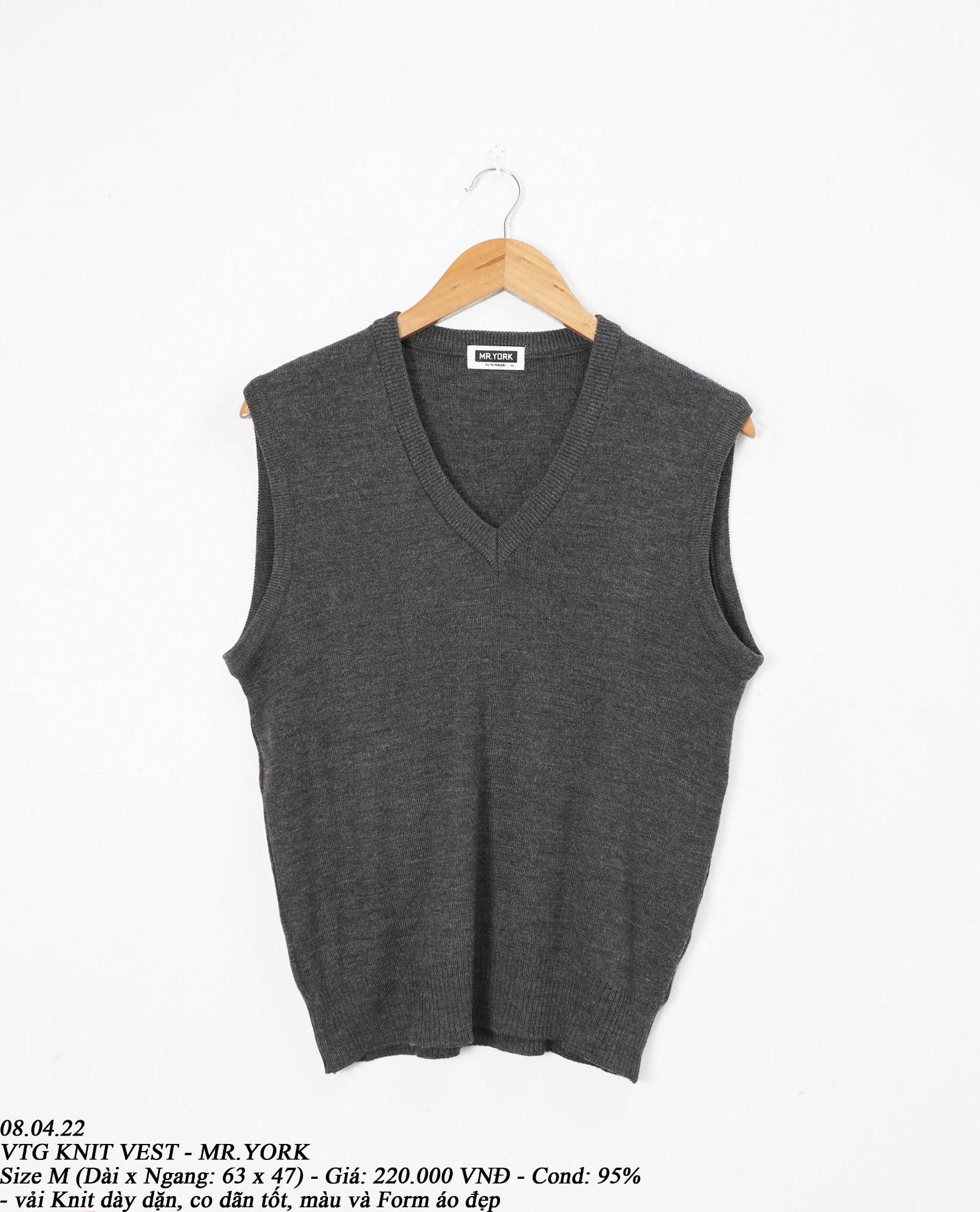 Cách Chọn Mua Áo Vest Nam Đẹp Và Chuẩn Từng Dáng Người  YouTube