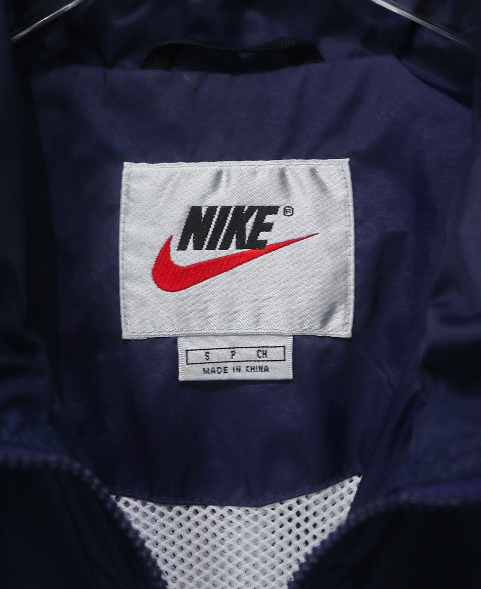  02.25.24 - VTG WINDBREAKER JACKET - NIKE 90s 