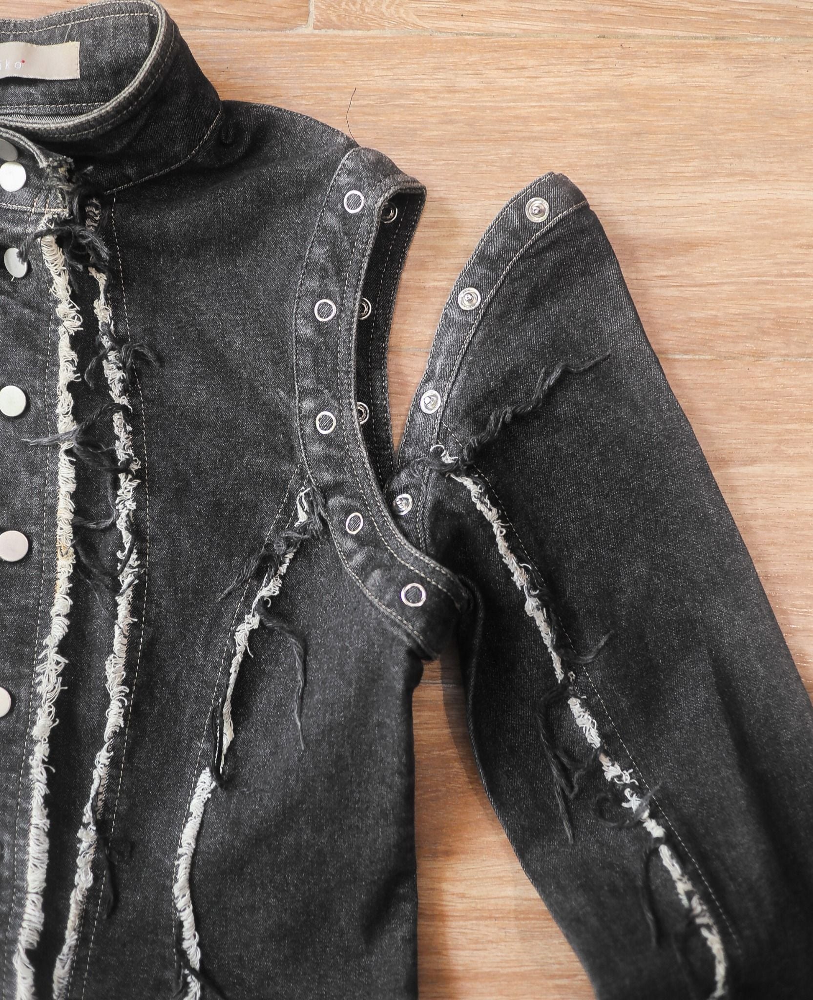  05.23.24 - VTG CROPPED DENIM JACKET - NORIKO JAPAN 