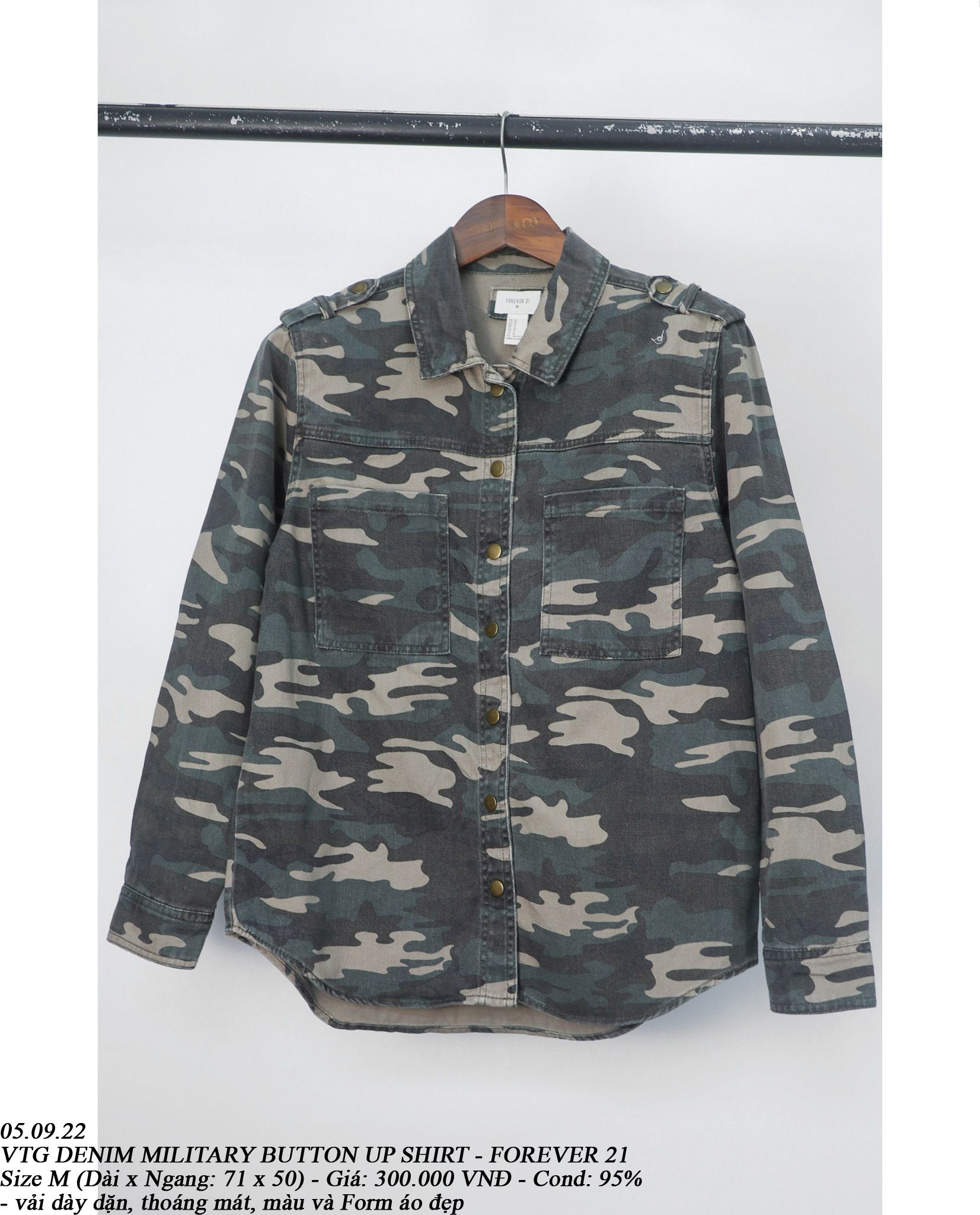  05.09.23 - VTG DENIM MILITARY BUTTON UP SHIRT - FOREVER 21 