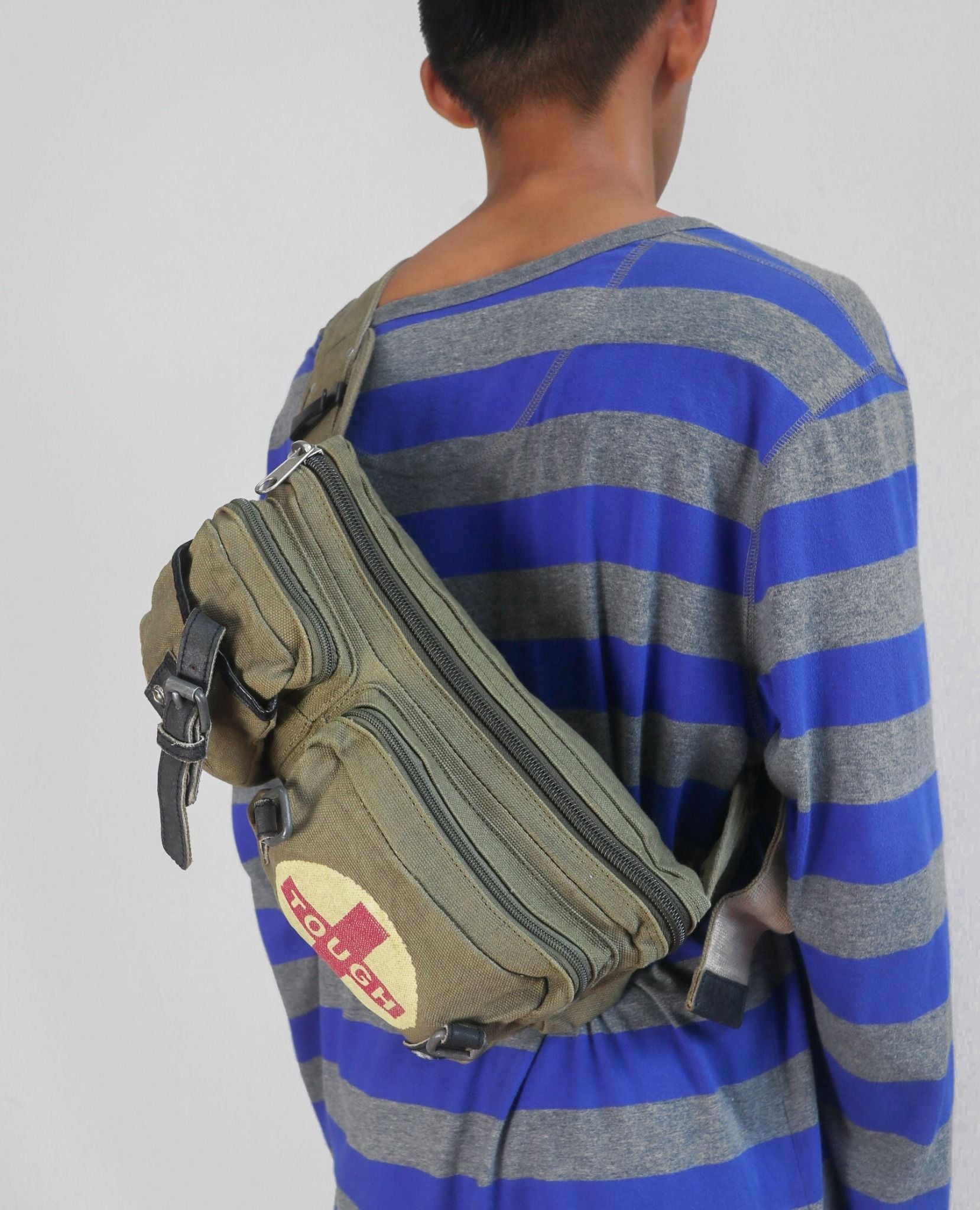  07.13.23 - VTG BAG - TOUGH JEANSMITH 