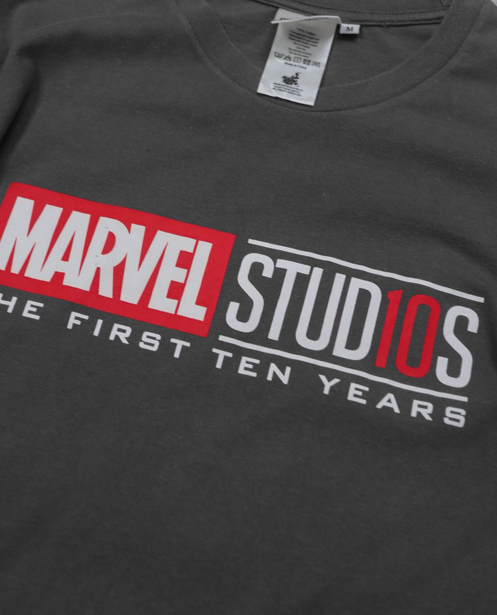  02.23.23 - VTG T-SHIRT - MARVEL STUDIOS X HOT TOYS 